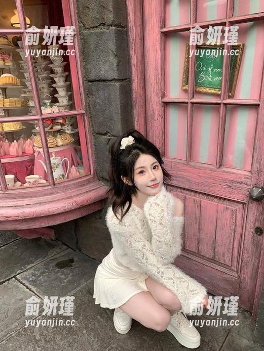Puy Puy 定制写真之旅:与Puy Puy一起探索SuzukaSummer的美丽瞬间